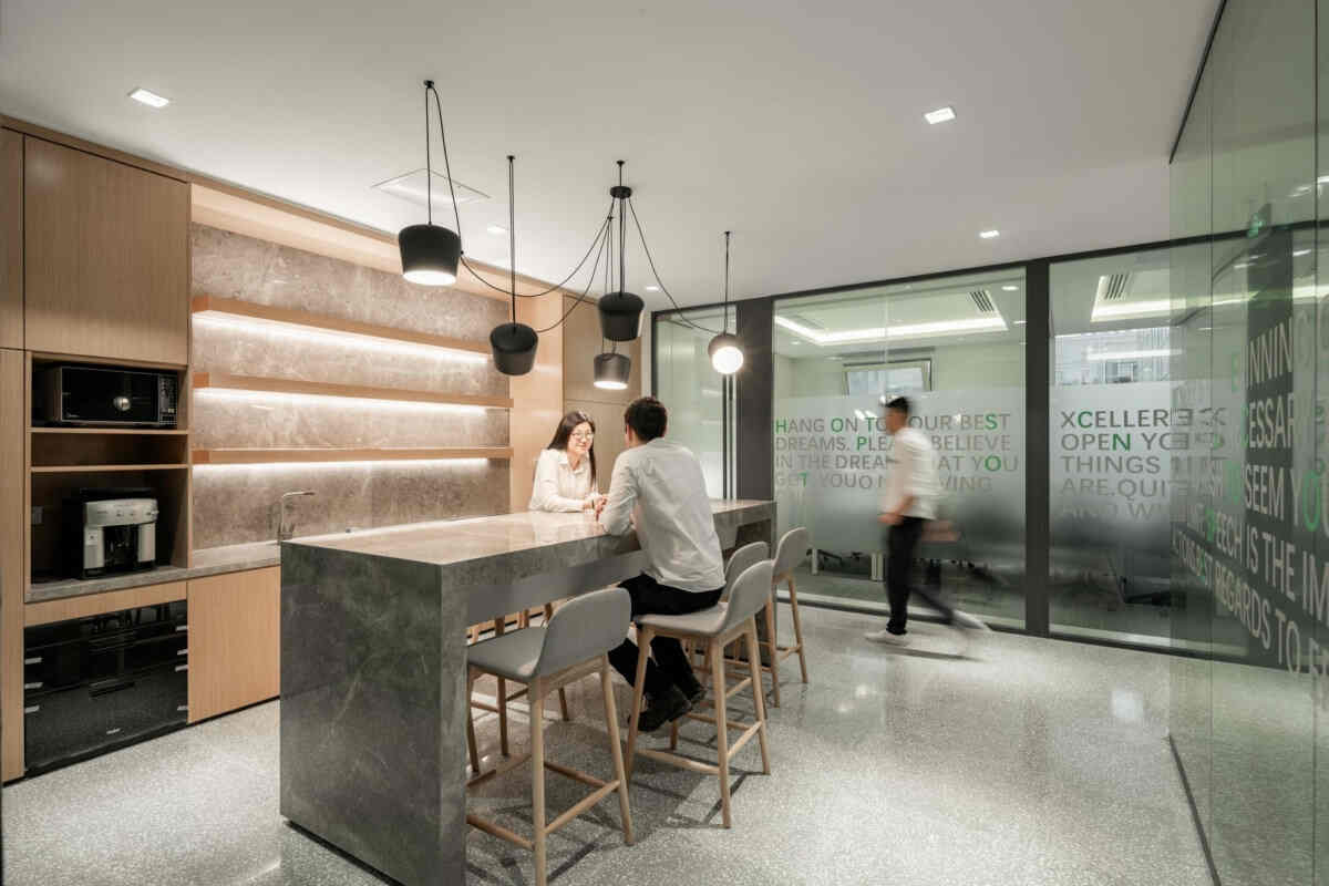 老板办公室装修设计图，高层写字楼设计